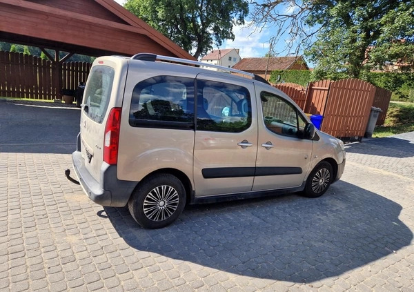 Peugeot Partner cena 7999 przebieg: 353100, rok produkcji 2009 z Mrągowo małe 16
